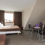 Vela 2min Plaza Hryniewieckiego Apartmán