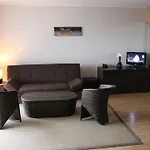Vela 2min Plaza Hryniewieckiego Władysławowo