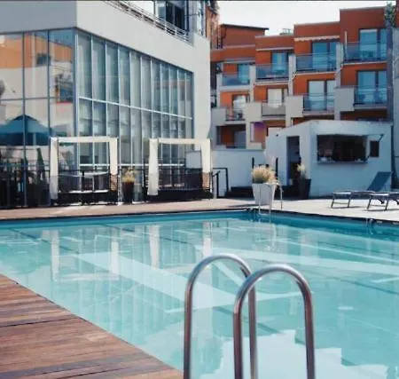 Apartment Vela 2min Plaza Hryniewieckiego