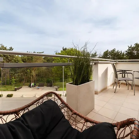 Vela 2min Plaza Hryniewieckiego * Władysławowo