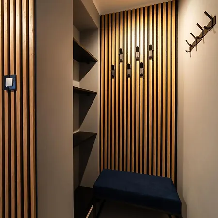 Vela 2min Plaza Hryniewieckiego Appartement