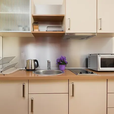 Vela 2min Plaza Hryniewieckiego * Władysławowo