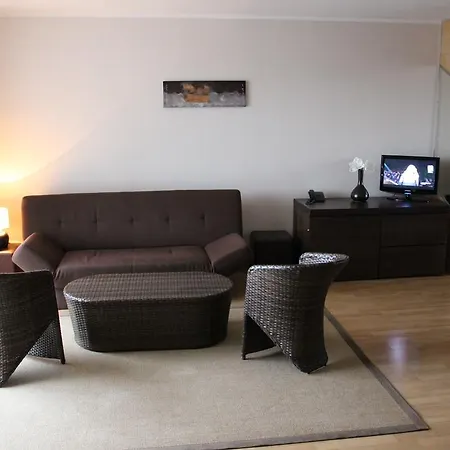 Vela 2min Plaza Hryniewieckiego Władysławowo