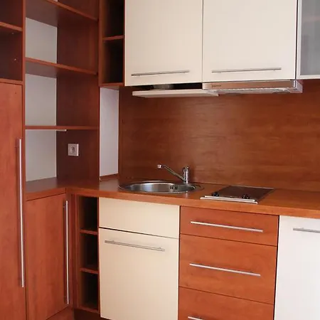 Vela 2min Plaza Hryniewieckiego