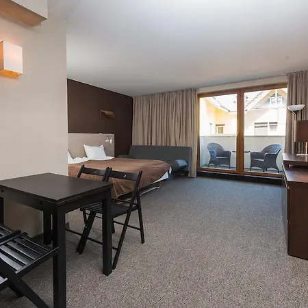 Vela 2min Plaza Hryniewieckiego