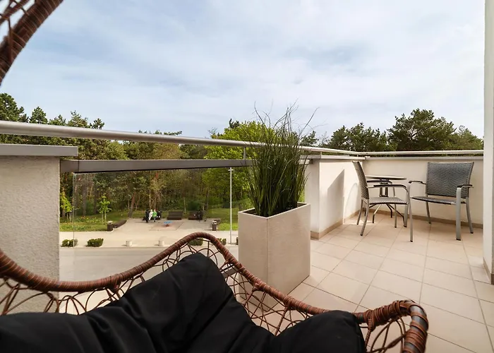 Vela 2min Plaza Hryniewieckiego * Władysławowo